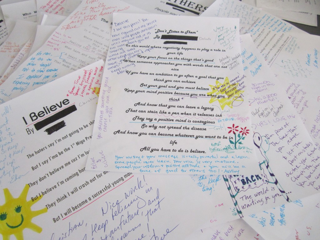 Free-minds-write-night-poems-with-handwritten-notes
